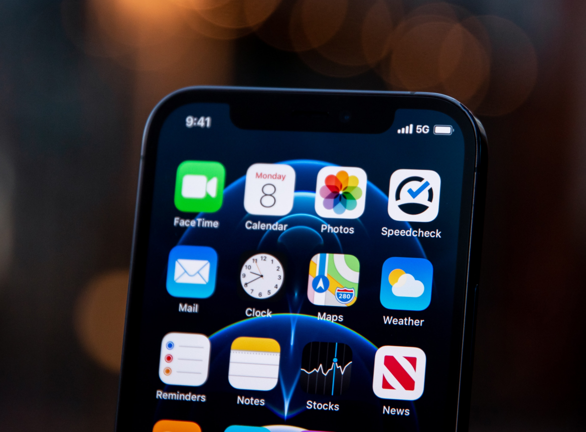惠东苹果手机维修分享为什么 iPhone 12 在冬季会自动关机 